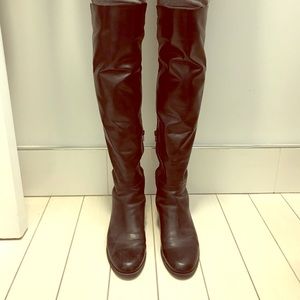 BLACK KNEE HIGH LEATHER BOOTS - SIZE 8
